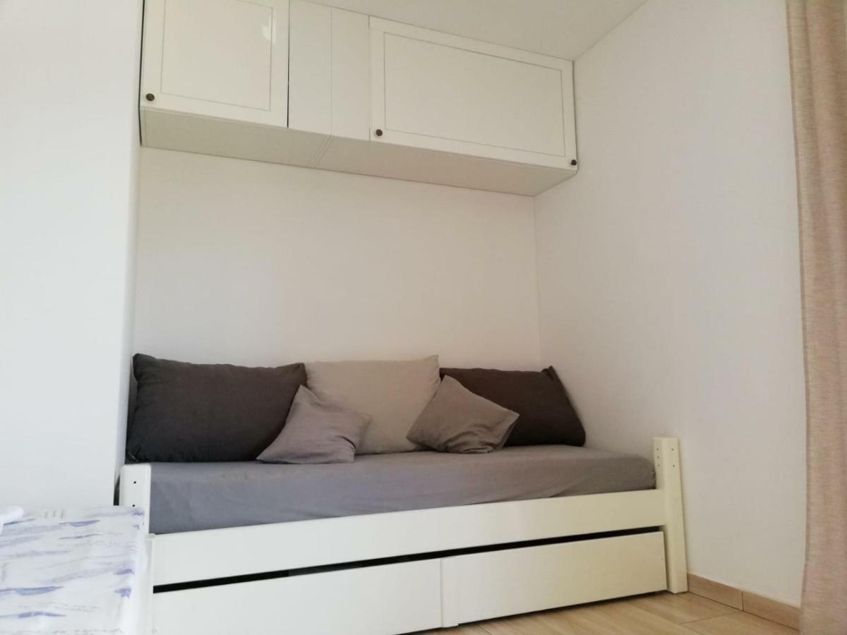 Apartman Jela 시베니크 외부 사진